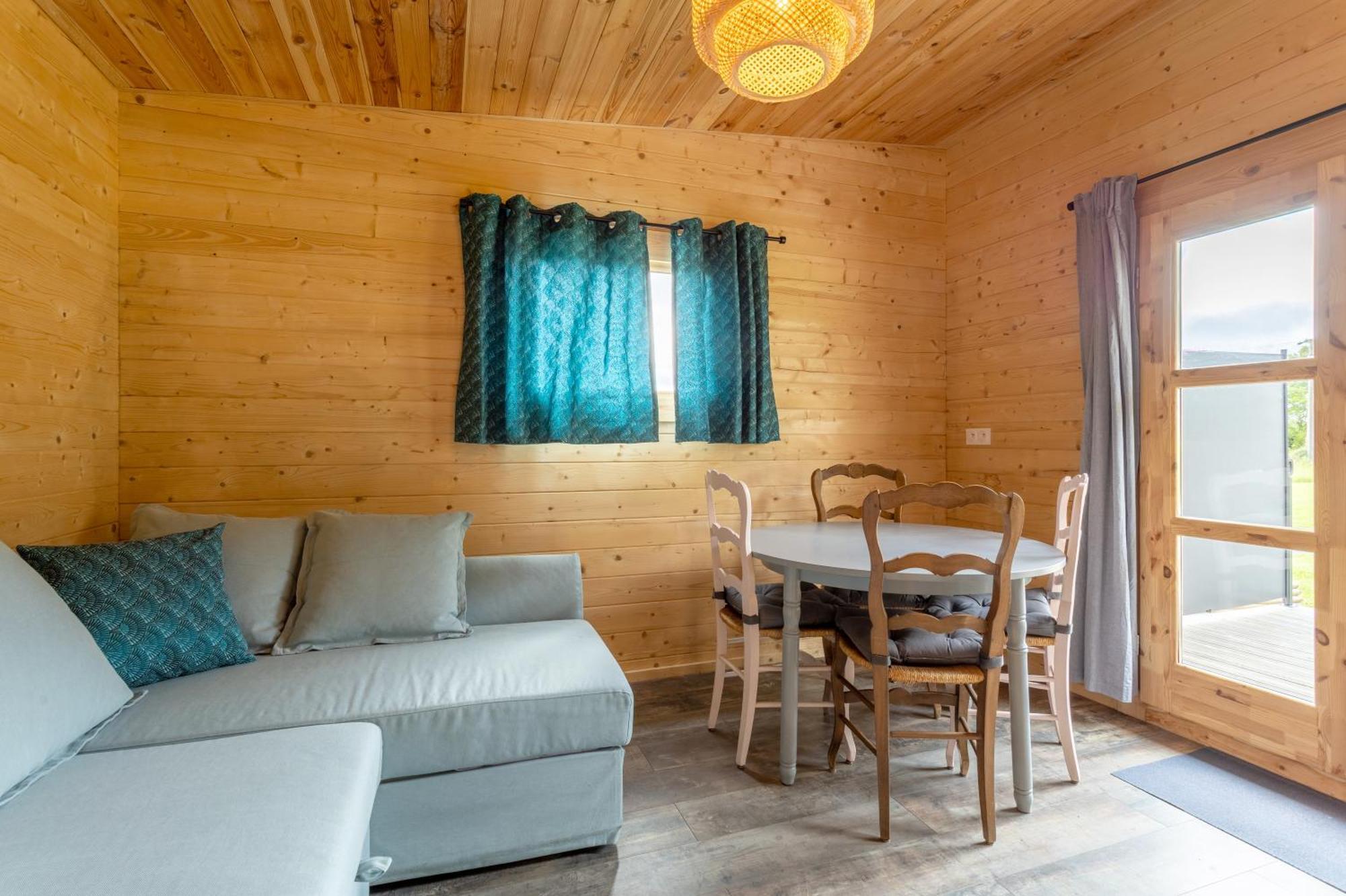 Chalet 4 Pers Landeleau 2Kms Canal Exteriör bild